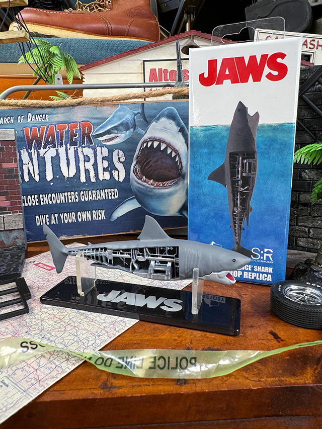 ファクトリーエンターテイメント　映画　ジョーズ　メカニカル　ブルース　スケールプロップレプリカ ■ アメリカン雑貨 アメリカ雑貨 | 