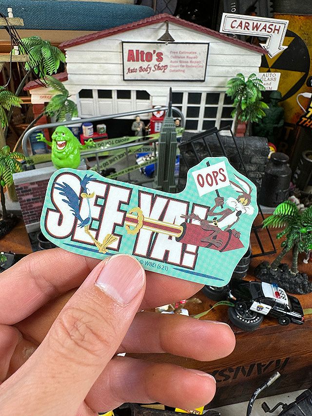 ワイリーコヨーテ　オフィシャル　ステッカー　（ロケット） ■ アメリカン雑貨 アメリカ雑貨 |  | 02