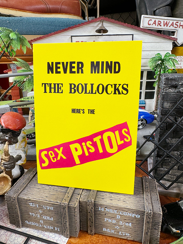 セックスピストルズ　Never Mind The Bollocks　オフィシャル　ポストカード ■ アメリカン雑貨 アメリカ雑貨 | 