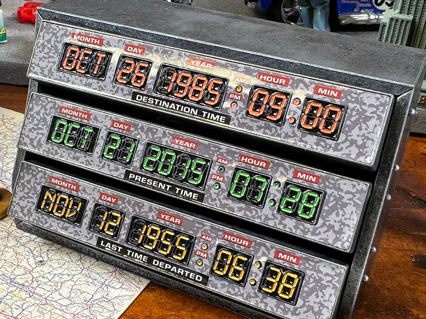 映画　バック・トゥ・ザ・フューチャー　デロリアン　タイムサーキット　スケールプロップレプリカ ■ アメリカン雑貨 アメリカ雑貨 |  | 02