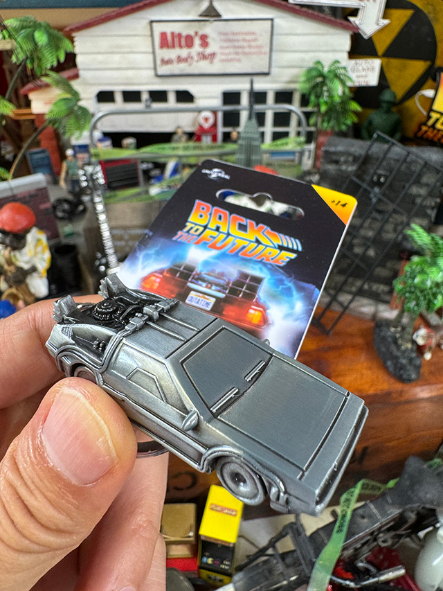 映画　バック・トゥ・ザ・フューチャー　デロリアン　3D　メタル　キーホルダー ■ アメリカン雑貨 アメリカ雑貨 | 