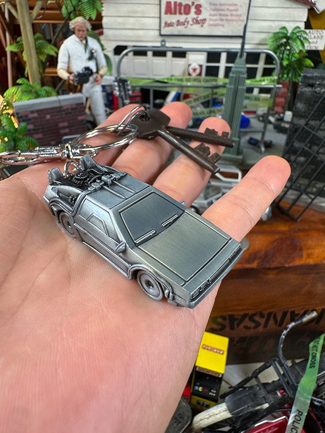 映画　バック・トゥ・ザ・フューチャー　デロリアン　3D　メタル　キーホルダー ■ アメリカン雑貨 アメリカ雑貨 |  | 07