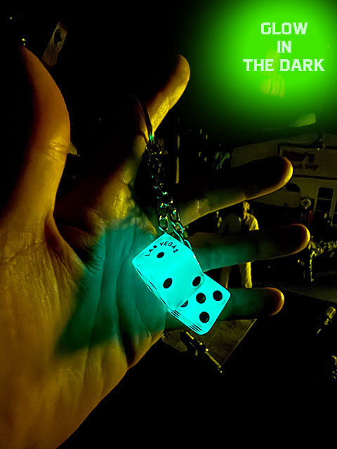 暗闇で光る！　ラスベガス　ツインダイス　キーホルダー　（蓄光バージョン）　グローインザダーク ■ アメリカ雑貨 アメリカン雑貨 | 