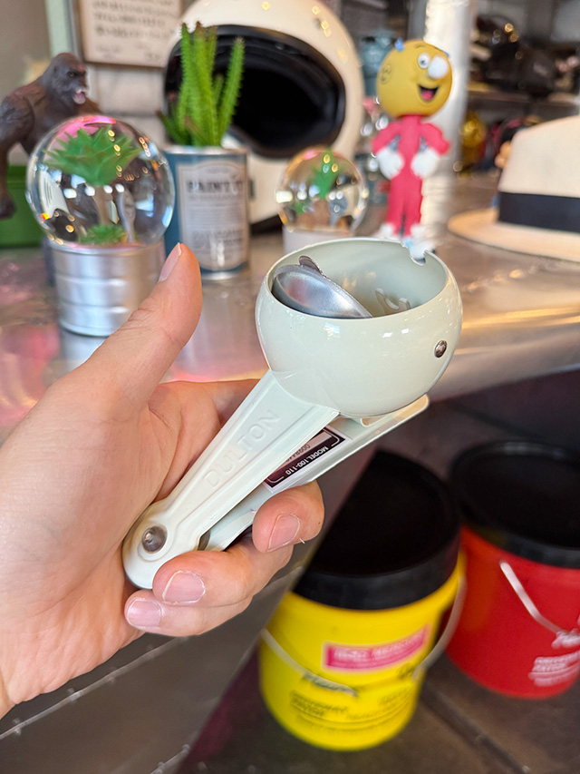 ダルトン　ウィンドプルーフ　クリップ　アッシュトレイ　（アイボリー）　クリップ式　灰皿 ■ アメリカン雑貨 アメリカ雑貨 | DULTON | 04