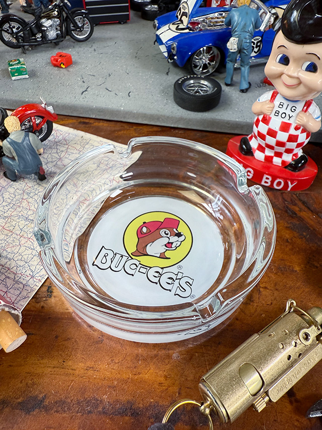 アドバタイジング　ガラスアッシュトレイ　灰皿　（バッキーズ） ■ アメリカン雑貨 アメリカ雑貨 | 