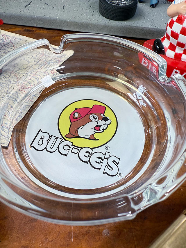 アドバタイジング　ガラスアッシュトレイ　灰皿　（バッキーズ） ■ アメリカン雑貨 アメリカ雑貨 |  | 01