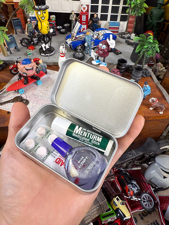 アメリカンアド ブリキケース （ブーベリー/シルバー） ブリキ缶 小物