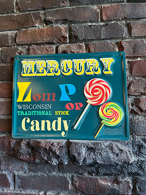 マーキュリー　エンボス　ティンサイン　（キャンディ）　ブリキ看板 ■ アメリカン雑貨 アメリカ雑貨 | MERCURY