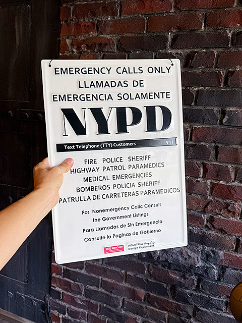 マーキュリー　エンボス　ティンサイン　（NYPD）　ブリキ看板 ■ アメリカン雑貨 アメリカ雑貨 | MERCURY | 06