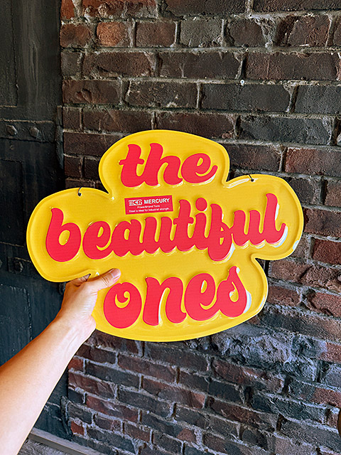 マーキュリー　エンボス　ティンサイン　（ビューティフル）　ブリキ看板 ■ アメリカン雑貨 アメリカ雑貨 | MERCURY | 04