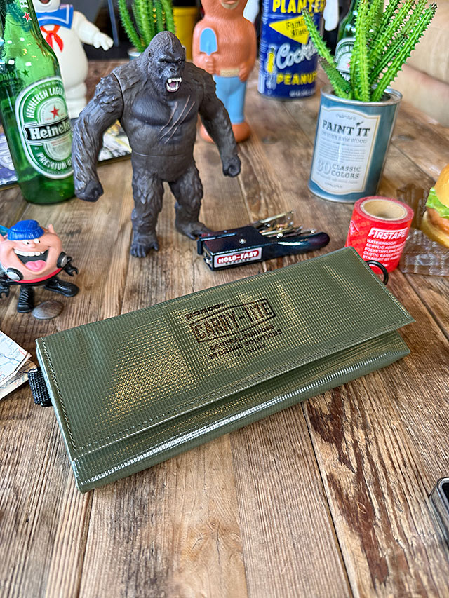 PENCO　ペンコ　キャリータイトケース　Dリング付き　（Mサイズ/カーキ）　2WAY　収納　ポーチ　HIGHTIDE　ハイタイド |  | 02