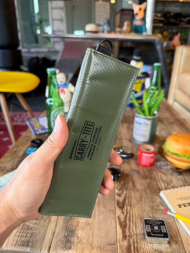 PENCO　ペンコ　キャリータイトケース　Dリング付き　（Mサイズ/カーキ）　2WAY　収納　ポーチ　HIGHTIDE　ハイタイド |  | 01