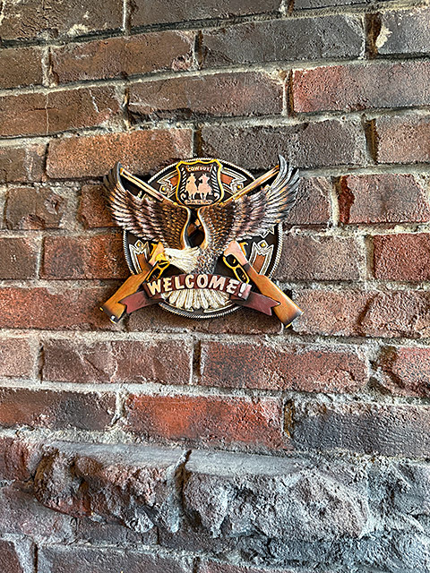 アメリカンイーグル　＆　ランダル銃　ウェルカムサイン　ウォールオブジェ　ウエスタン　壁飾り ■ アメリカン雑貨 アメリカ雑貨 |  | 04