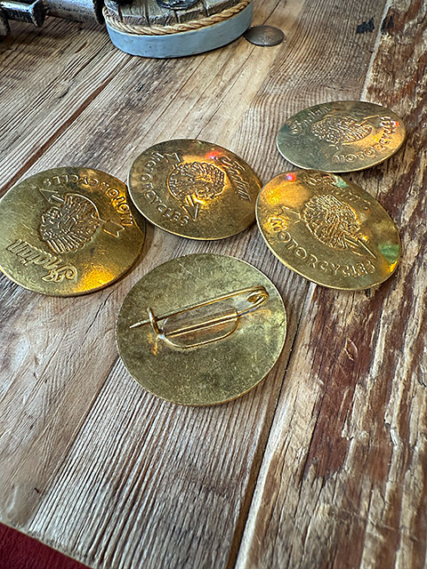 インディアンモーターサイクル　ブラスバッジ ■ アメリカン雑貨 アメリカ雑貨 |  | 02