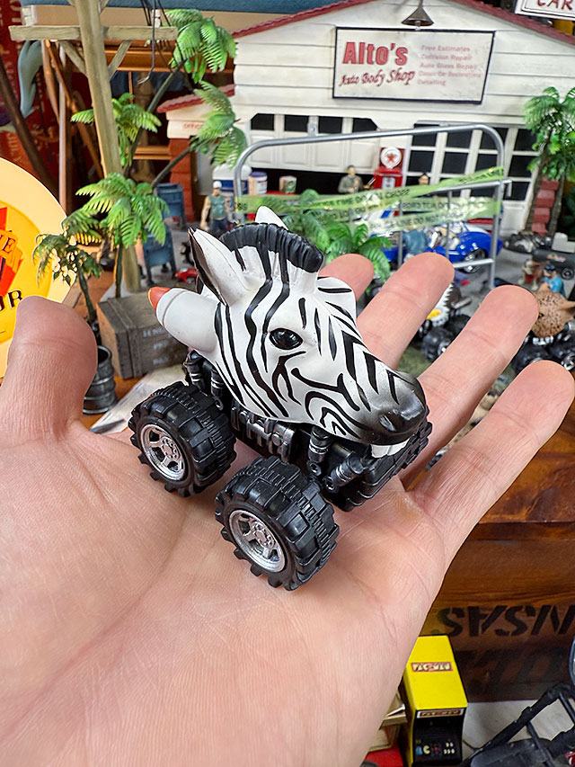 アニマルヘッド　モンスタートラック　プルバック　ミニカー　（6台セット） ■ アメリカン雑貨 アメリカ雑貨 |  | 07