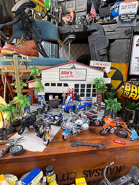 マイスト　ハーレーダビッドソン　ダイキャスト　バイク　ミニカー　6台セット　1/18スケール　（シリーズ44） |  | 17