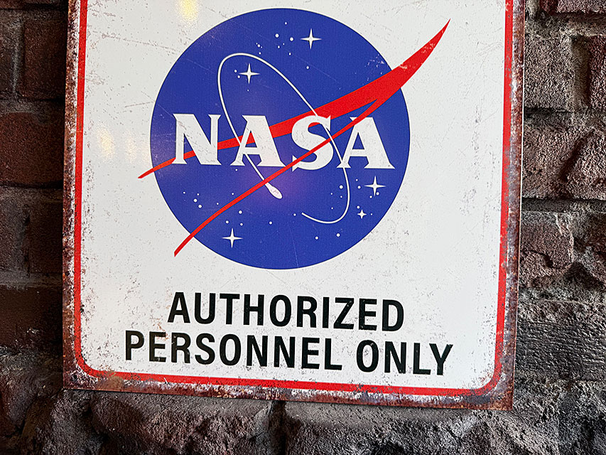 NASA　制限エリア　ブリキ看板 ■ アメリカン雑貨 アメリカ雑貨 |  | 02