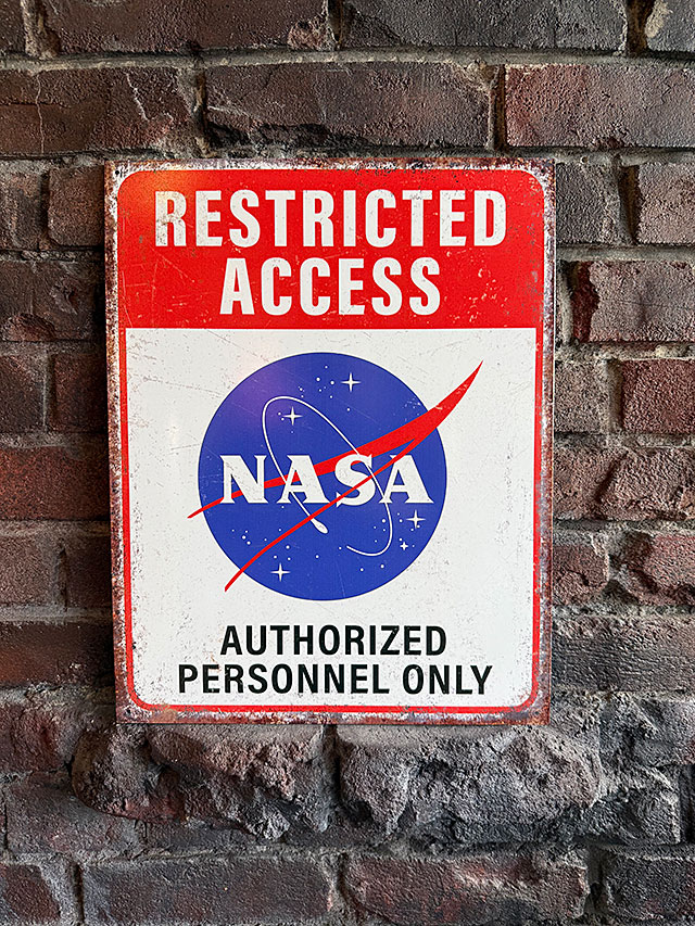 NASA　制限エリア　ブリキ看板 ■ アメリカン雑貨 アメリカ雑貨 |  | 04