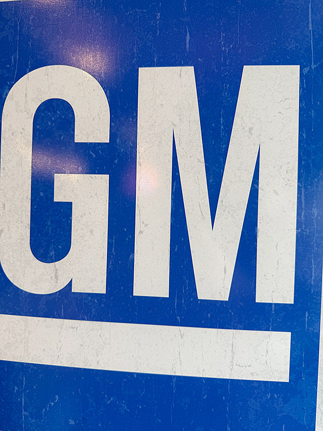 GM　ゼネラルモーターズ　ロゴ　ヴィンテージ　ブリキ看板 ■ アメリカン雑貨 アメリカ雑貨 |  | 01