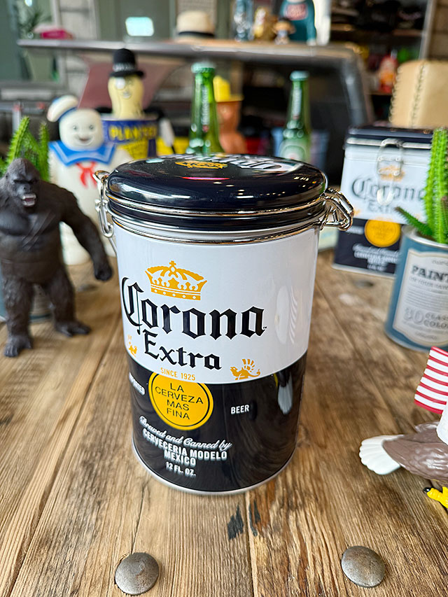 コロナ　キャニスター缶　ラウンドタイプ　（ボトルラベル）　コロナビール　■ アメリカン雑貨 アメリカ雑貨 爆買 | 