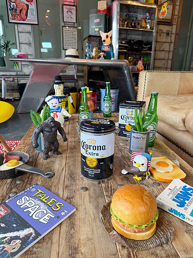 コロナ　キャニスター缶　ラウンドタイプ　（ボトルラベル）　コロナビール　■ アメリカン雑貨 アメリカ雑貨 爆買 |  | 03