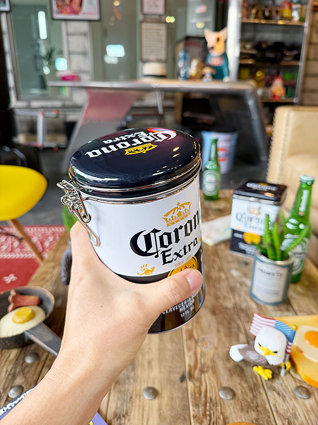 コロナ　キャニスター缶　ラウンドタイプ　（ボトルラベル）　コロナビール　■ アメリカン雑貨 アメリカ雑貨 爆買 |  | 04