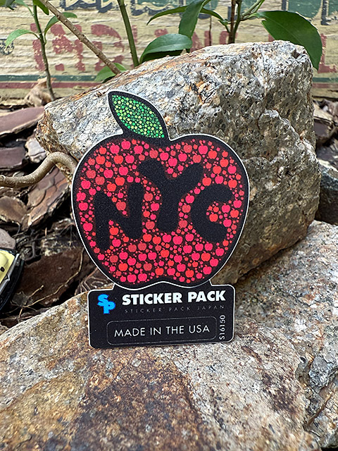 ステッカーパック　アウトドア　ステッカー　トラベルシリーズ　Sサイズ　（ニューヨークアップルアート）　MADE IN U.S.A.　耐水＆耐光 | 