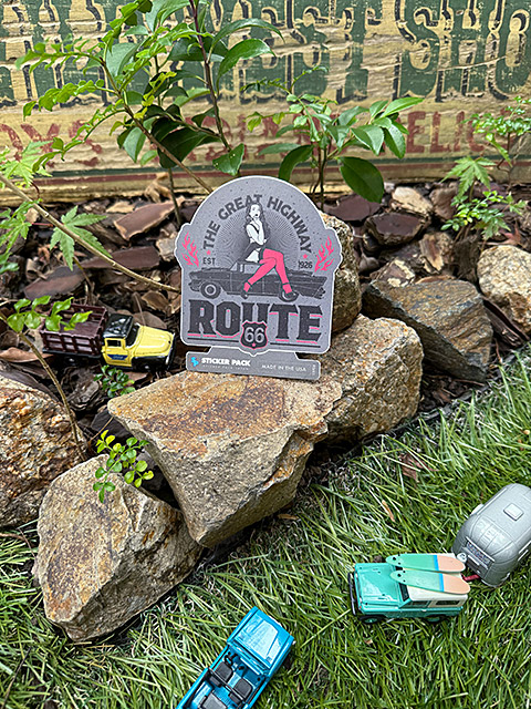 ステッカーパック　アウトドア　ステッカー　ルート66シリーズ　Lサイズ　（ルート66 グレートヒッチウェイ）　MADE IN U.S.A.　耐水 耐光 |  | 01