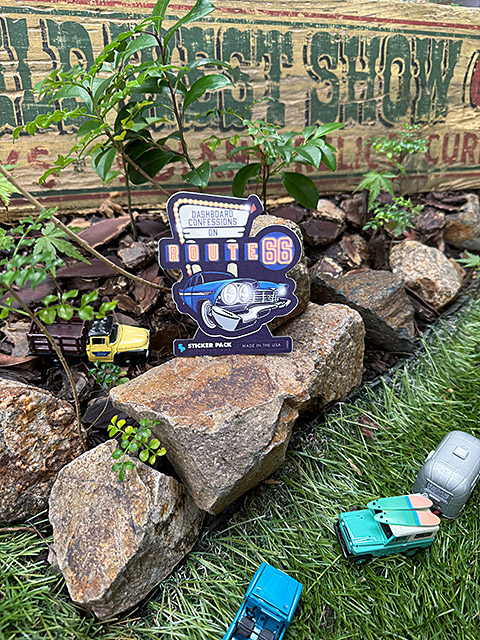 ステッカーパック　アウトドア　ステッカー　ルート66シリーズ　Lサイズ　（ルート66 ダッシュボードコンフェッション）　MADE IN U.S.A. |  | 01