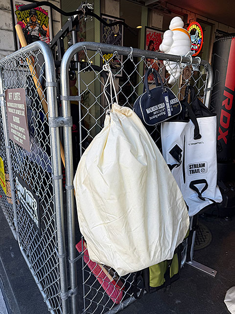 USPS　ドメスティックメール　収集バッグ　USED　ヴィンテージ ■ アメリカン雑貨 アメリカ雑貨 |  | 04