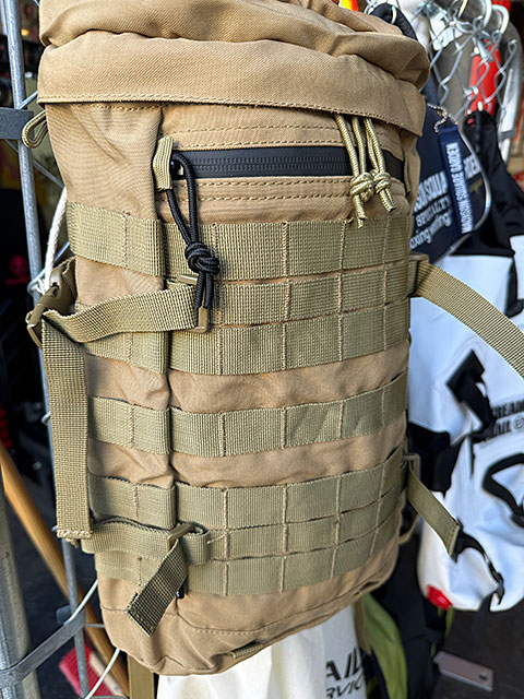ミリタリー　GB393　モデル　ラックサック　コンパクト　リュック　9L　（コヨーテ） ■ アメリカン雑貨 アメリカ雑貨 |  | 02