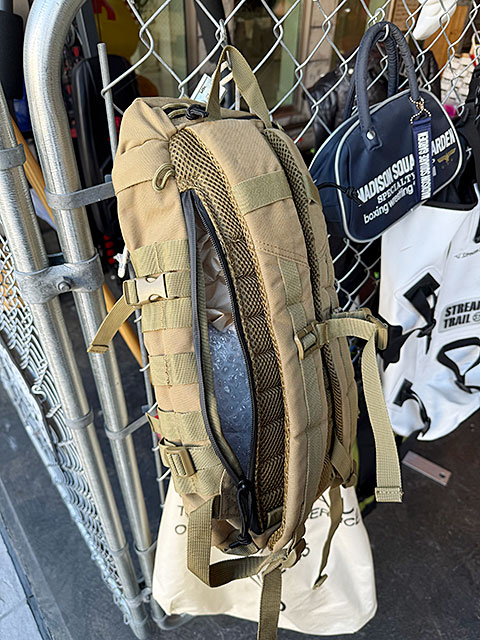 ミリタリー　GB393　モデル　ラックサック　コンパクト　リュック　9L　（コヨーテ） ■ アメリカン雑貨 アメリカ雑貨 |  | 07