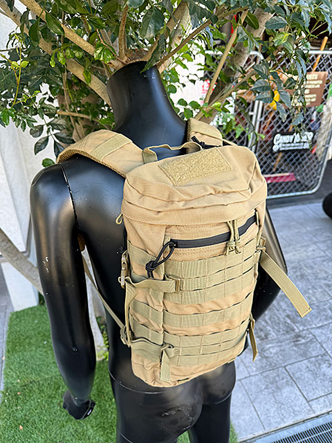 ミリタリー　GB393　モデル　ラックサック　コンパクト　リュック　9L　（コヨーテ） ■ アメリカン雑貨 アメリカ雑貨 |  | 12