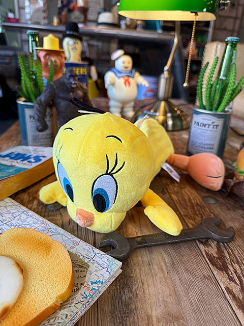 トゥイーティー　ぬいぐるみ　ペンケース　NICI　（ニキ）　ルーニートューンズ ■ アメリカ雑貨 アメリカン雑貨 | 