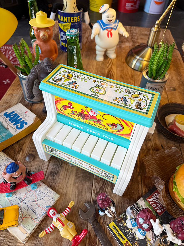 フィッシャープライス　チェンジ・ア・チューン　ピアノ　Change a Tune Piano (復刻版)　トイピアノ ■ アメリカン雑貨 アメリカ雑貨 |  | 01
