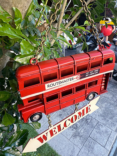 ロンドンバス　ウェルカム　ハンギングサイン ■ アメリカン雑貨 アメリカ雑貨 |  | 03