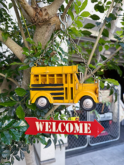 スクールバス　ウェルカム　ハンギングサイン ■ アメリカン雑貨 アメリカ雑貨 | 