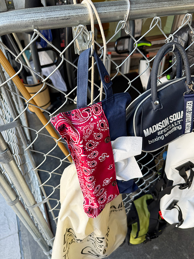 デッドストック品★　バンダナ柄×キャンバス　ティッシュカバー ■ アメリカン雑貨 アメリカ雑貨 |  | 01