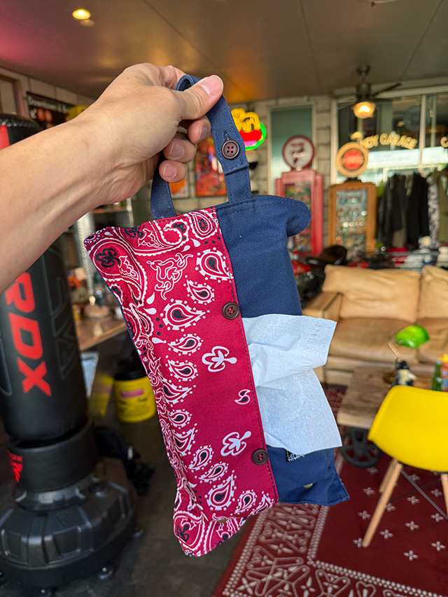 デッドストック品★　バンダナ柄×キャンバス　ティッシュカバー ■ アメリカン雑貨 アメリカ雑貨 |  | 05