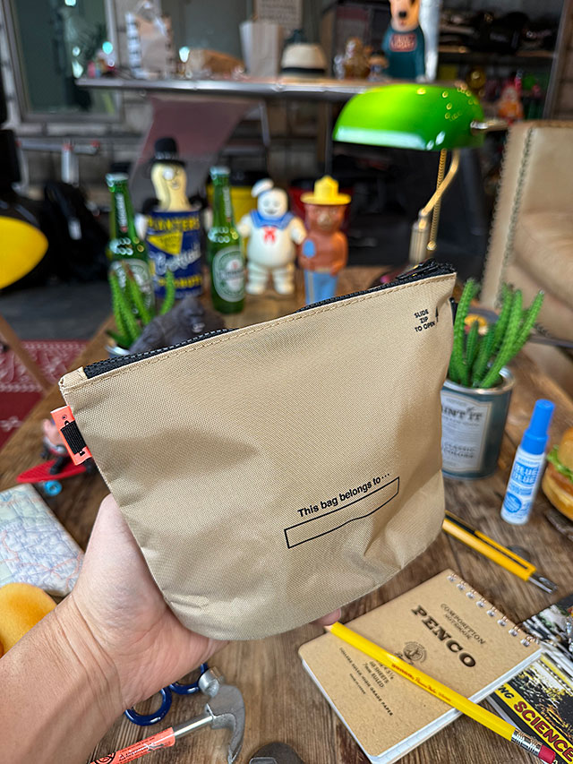 PENCO　ペンコ　バケットポーチ　（ベージュ）　収納ポーチ　トラベルポーチ　ガジェットポーチ　化粧ポーチ　HIGHTIDE　ハイタイド |  | 01