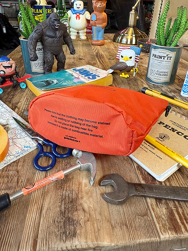 PENCO　ペンコ　バケットポーチ　（オレンジ）　収納ポーチ　トラベルポーチ　ガジェットポーチ　化粧ポーチ　HIGHTIDE　ハイタイド |  | 03