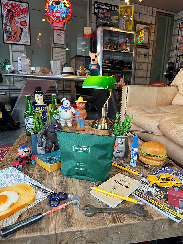 PENCO　ペンコ　バケットポーチ　（グリーン）　収納ポーチ　トラベルポーチ　ガジェットポーチ　化粧ポーチ　HIGHTIDE　ハイタイド |  | 06