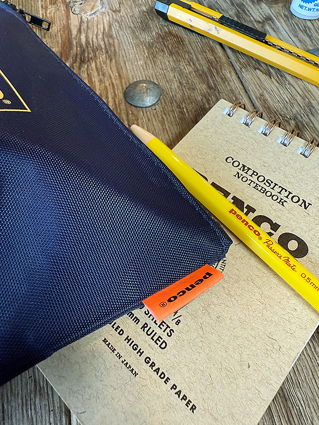 PENCO　ペンコ　バケットポーチ　（ネイビー）　収納ポーチ　トラベルポーチ　ガジェットポーチ　化粧ポーチ　HIGHTIDE　ハイタイド |  | 02