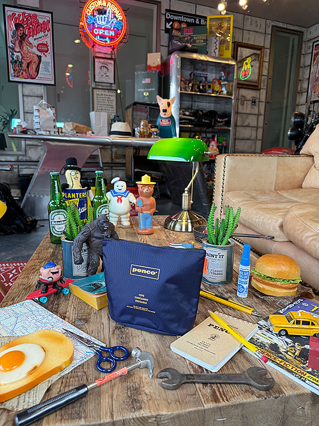 PENCO　ペンコ　バケットポーチ　（ネイビー）　収納ポーチ　トラベルポーチ　ガジェットポーチ　化粧ポーチ　HIGHTIDE　ハイタイド |  | 06