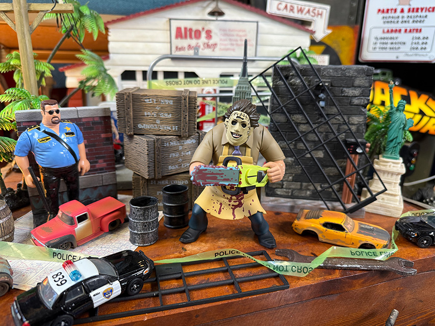 NECA トゥーニーテラーズ 悪魔のいけにえ レザーフェイス 6インチ