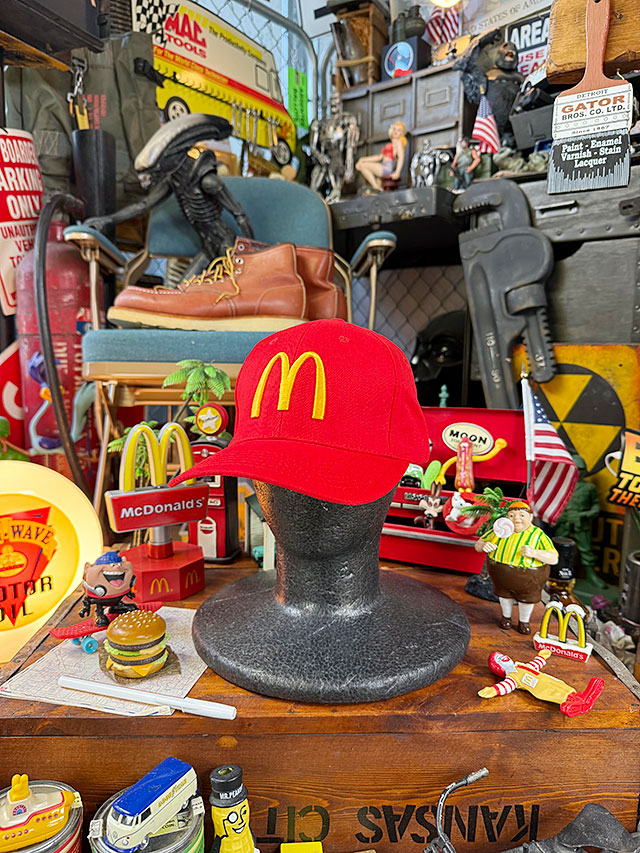 マクドナルド　クルーキャップ　Mアーチロゴ　（レッド） ■ アメリカン雑貨 アメリカ雑貨 |  | 02