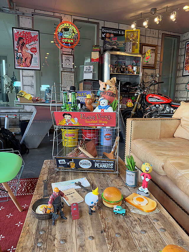 オールドアドバタイジング　ワイヤーラック　（ピーナッツ）　単品　折りたたみ式　スタッキング可能 ■ アメリカン雑貨 アメリカ雑貨 |  | 08