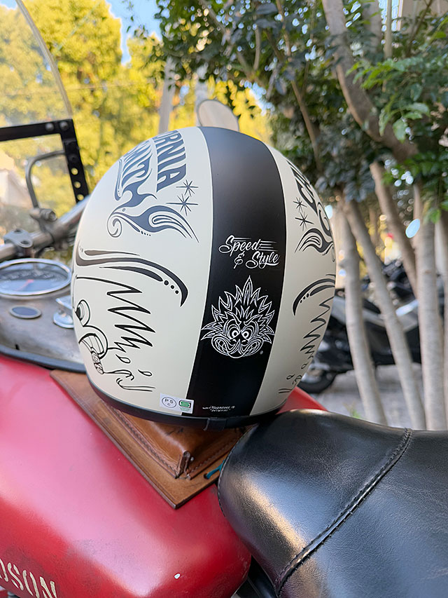 クレイスミス　ジェットヘルメット　フリーサイズ　（アイボリー）　ワイルドマン石井氏デザイン　SG規格　PSCマーク取得　全排気量対応 |  | 03