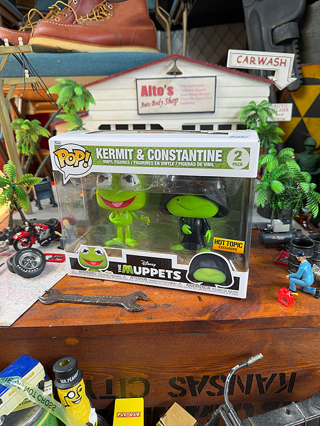 カーミット・ザ・フロッグ フィギュアセット カーミット・ザ・フロッグ フィギュア3点セット - メルカリ