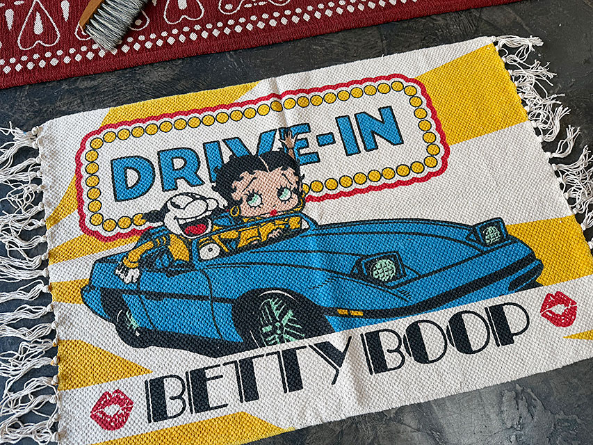 ベティ・ブープ　コットンマット　70cm　レギュラーサイズ　（DRIVE-IN） ■ アメリカン雑貨 アメリカ雑貨 |  | 01